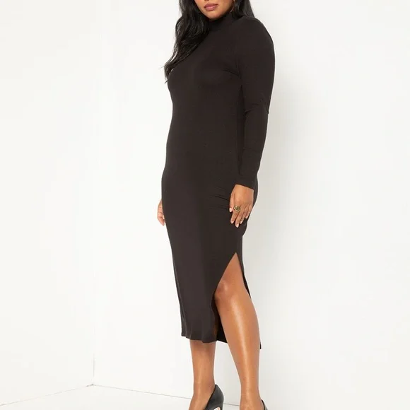 Chain Detail Dress With Open Low Back - Picture 2 of 3